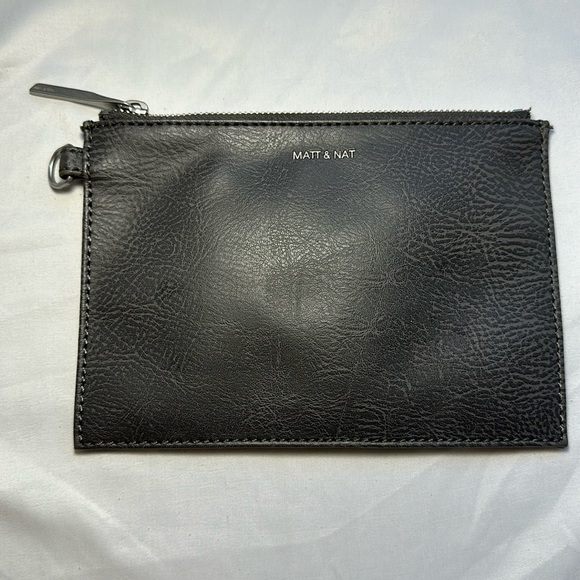 Grey Matt & Nat wallet - Picture 1 of 4